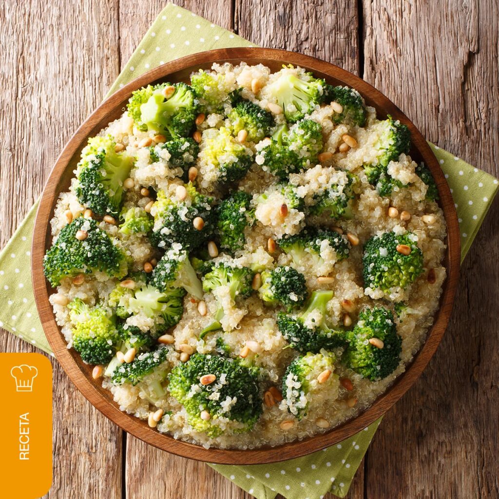 Receta de ensalada de quinoa con brócoli