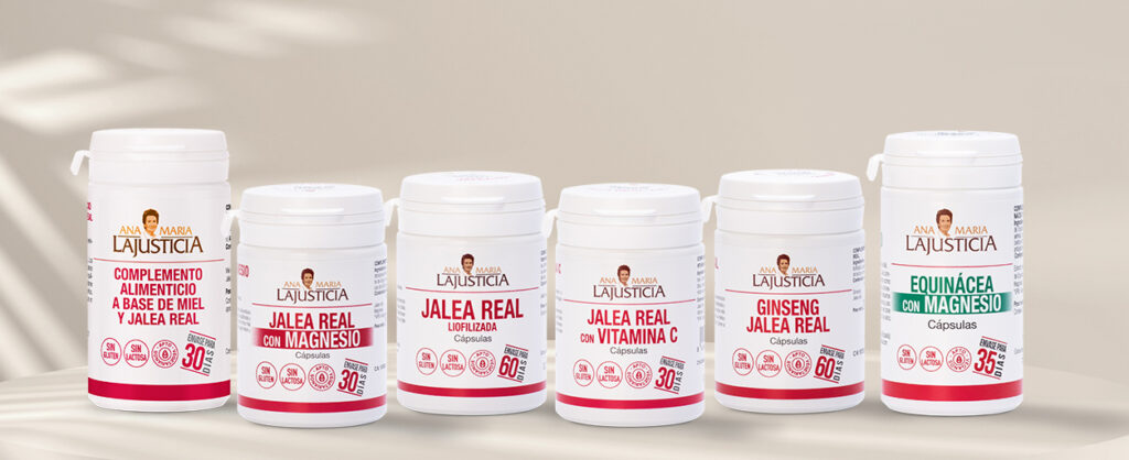 Fotografía de alimentos ricos en probióticos y prebióticos que favorecen el equilibrio de la microbiota y la salud inmune.