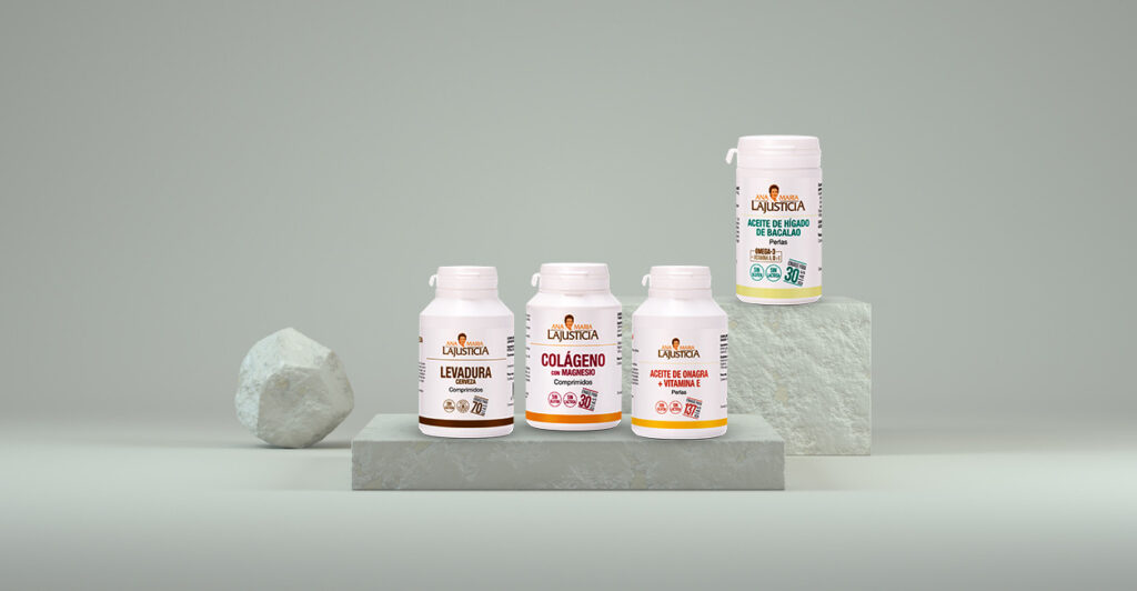 Imagen de los productos Ana María Lajusticia® recomendados para regenerar la piel, el cabello y las uñas tras el verano: colágeno con magnesio, aceite de onagra, levadura de cerveza y aceite de hígado de bacalao. Fórmulas clave en nutricosmética para reparar los daños del sol, la sal y el cloro desde dentro.