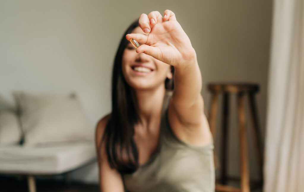 Suplemento oral para recuperar piel y cabello después del verano mediante nutricosmética y aminoácidos clave como glicina, prolina y lisina.
